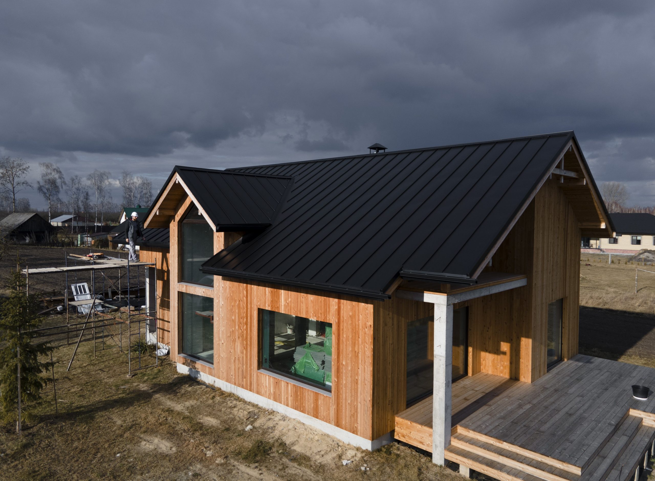 roof-fp Aerial view of house