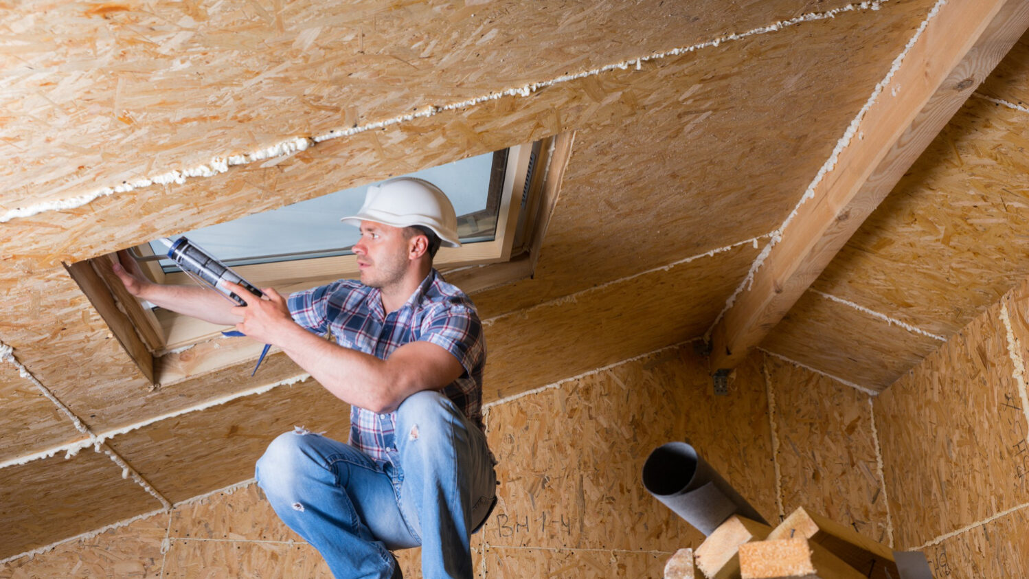 FoamBond closed-cell roof insulation for hot climates